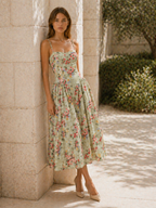 Elegant women's corset midi dress featuring a flattering sweetheart neckline, perfect for summer occasions, with a stylish design that enhances the feminine silhouette. 2
