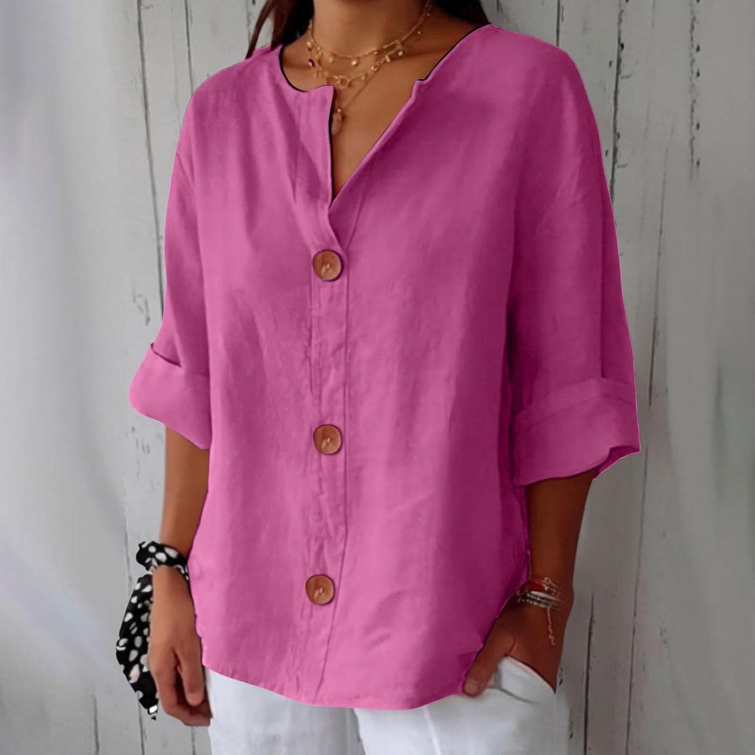 Women's loose fit blouse in lightweight summer linen, perfect for casual outings, featuring a relaxed silhouette and breathable fabric for comfort. 8