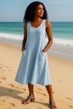 Women's relaxed maxi dress featuring stylish pockets, perfect for summer occasions, showcasing a lightweight fabric and a comfortable fit. 5
