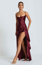 Women's ruffled maxi dress in elegant evening style, perfect for formal occasions, featuring a flattering silhouette and sophisticated design. 4