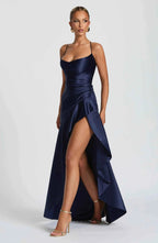 Women's ruffled maxi dress in elegant evening style, perfect for formal occasions, featuring a flattering silhouette and sophisticated design. 5